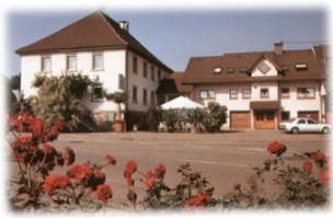 Gasthaus Zum Ochsen outside