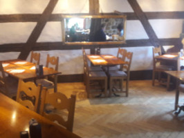 Restaurant Loewen inside