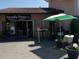 Paradis Pizza inside