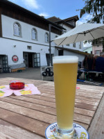 Schlossbrauerei Nuerensdorf food