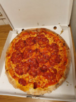 Mercato Pizza Kurier food
