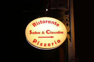 Pizzeria Da Sabato E Claudia inside
