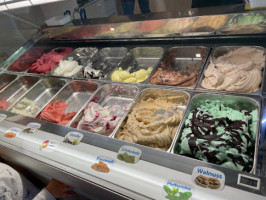 Eiscafe Eiswürfel food