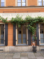 Altes Handelshaus outside