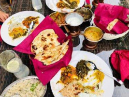 Surya Indisches food