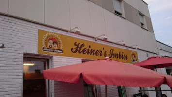 Heiner`s Imbiss outside