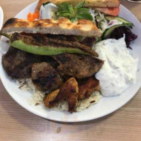 Restaurant Marmara Traisenpark food