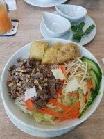 Xin Chao food