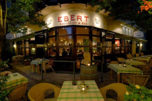 EBERT Restaurant & Bar inside