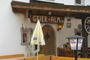Geier Alm Restaurant Pizzeria inside