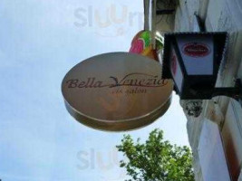 Bella Venezia food