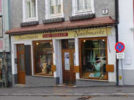 Naschmarkt Am Graben Gmunden inside