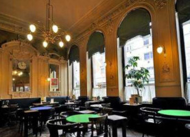 Café Ritter Ottakring inside