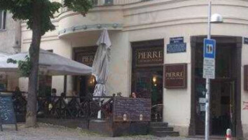 Pierre Cafe Bistro Patisserie outside