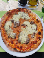 Grottino Pizzeria food