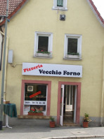 Pizzeria Vecchio Forno outside