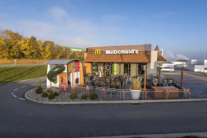 Mcdonald's outside