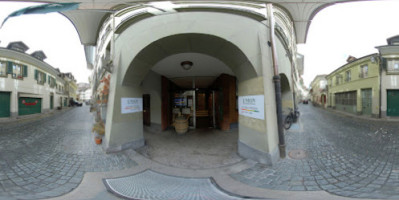 La Casa Chilena Berna Suiza inside