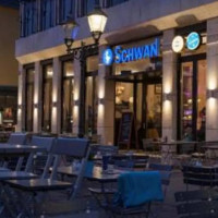 Schwan Restaurant Neuss inside
