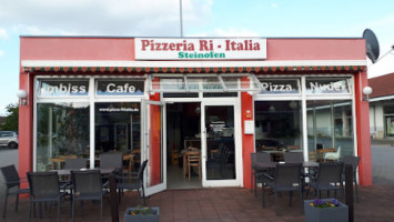 Pizzeria Ri-Italia outside