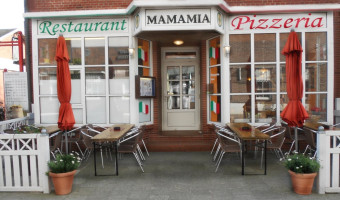 Pizzeria Mamma Mia inside