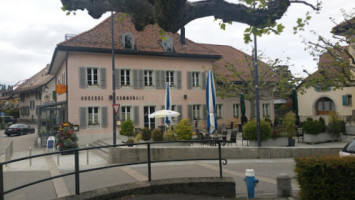 Auberge De Villars-sous-yens outside