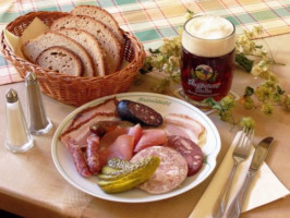 Brauerei-wirtshaus Bräustübl food