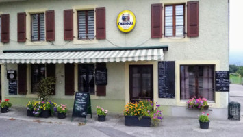 Cafe Du Tilleul outside