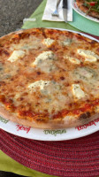 Pinos Trattoria food