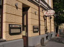 Cafe Neuhausen inside