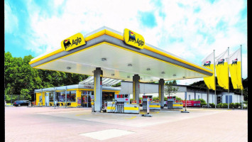 Agip Service-station outside