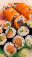 Sushi-Trier food