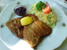 Dunkles Bräuhaus food