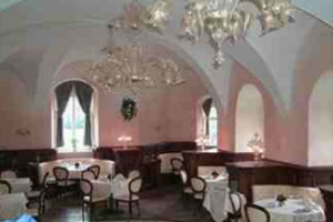Schlossrestaurant Castello inside