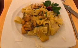 Restaurant Rossini food