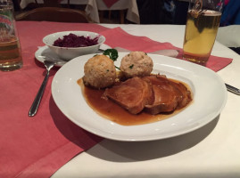 Zum Hirschen Hotel & Gasthaus Beim Stockeler food