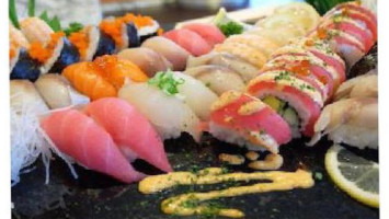 Coucou Sushi food