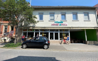 Vitamin Döner Pizza (in Haßloch) outside