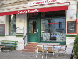 Osteria Fiorello inside