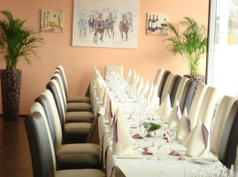 Restaurant & Weinbar Olive food