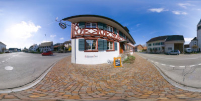 Restaurant Loewen outside