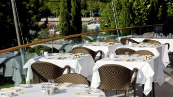 La Terrasse Du Beau-rivage food