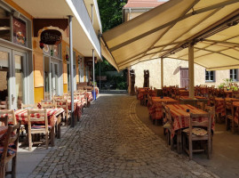 Anke Hertrich Café-Restaurant Divan inside