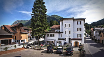 Berghaus Alpenroesli outside