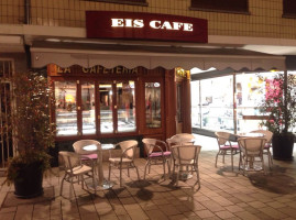 Eis Cafe Mazzuco inside