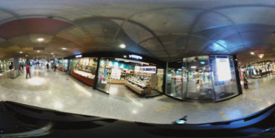 Yooji's Bahnhof Bern inside