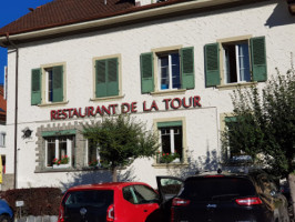 Café-Restaurant De La Tour outside