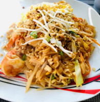 Thailandais Chez Le Dze food