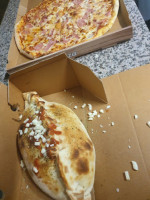 Pizza-kebab La Tour food