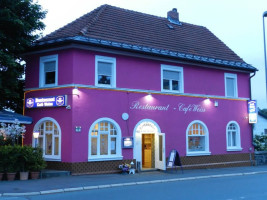 Restaurant Café Weiss outside